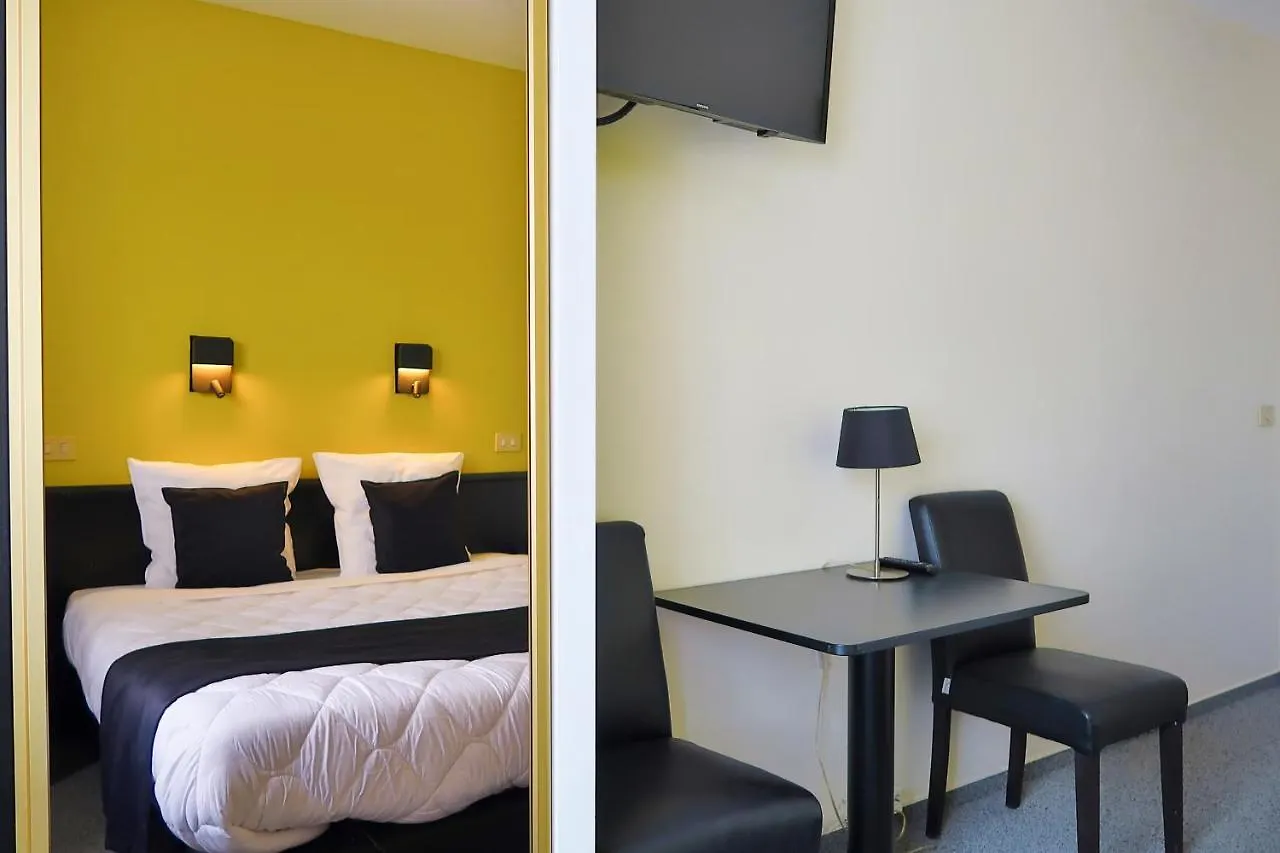 Hotel Adoma Ghent 3*,